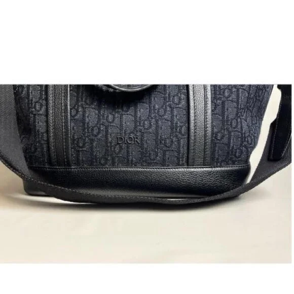 CHRISTIAN DIOR MONOGRAM TOTE BAG - Picture 5 of 16